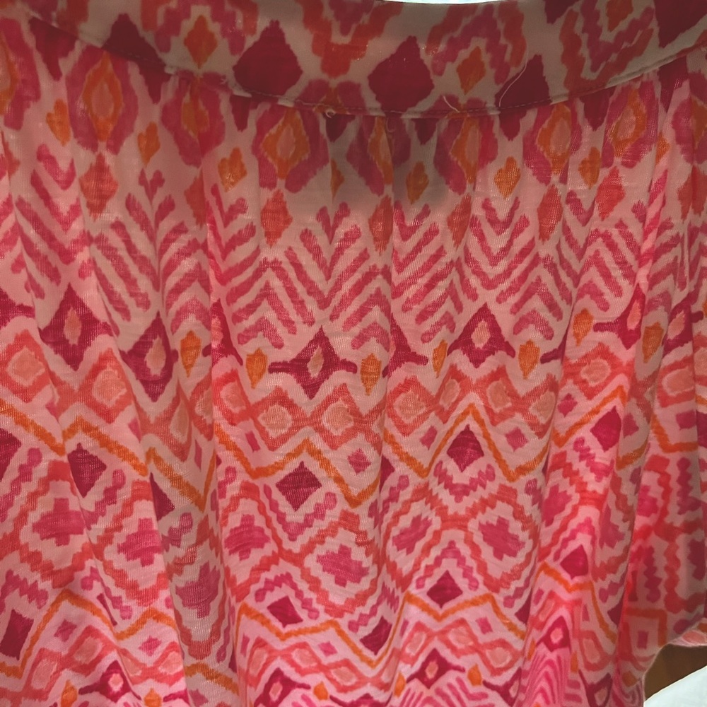 Brand new Alfred Dunner 100 % polyester top, size 14.